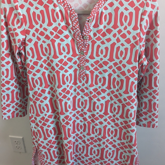 Women's top - Picture 8 of 9